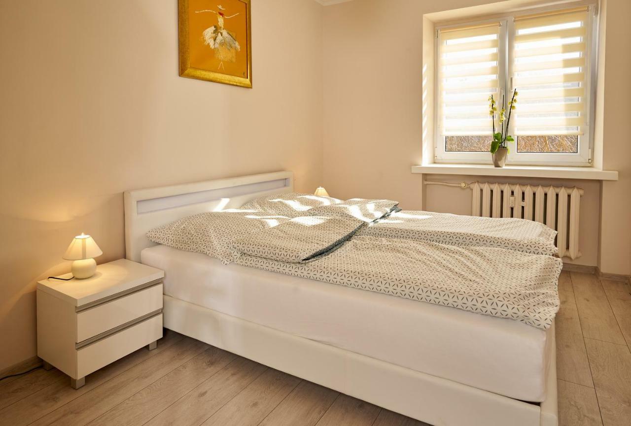 Apartament Winnica Centrum Зелёна-Гура Экстерьер фото